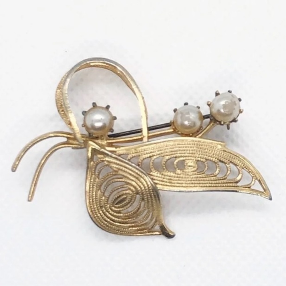 Vintage Czechoslovakia Brooch